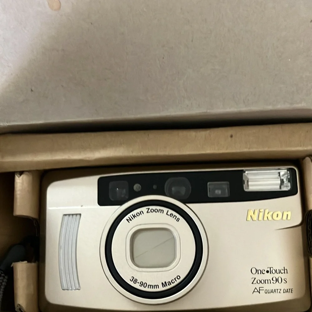 Nikon zoom 90s zoom camera 38-90 zoom